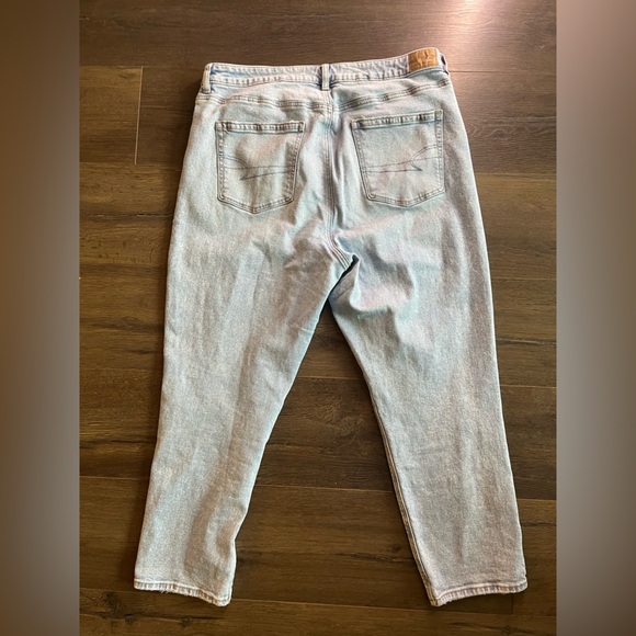 American Eagle Strigid Jeans – Size 16 Short – Light Wash - Picture 2 of 9